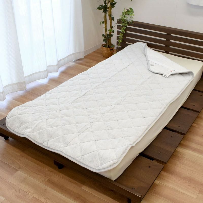 西川 MOFU-MOFU ラビットファー調 敷きパッド ダブル 140×205cm | ね