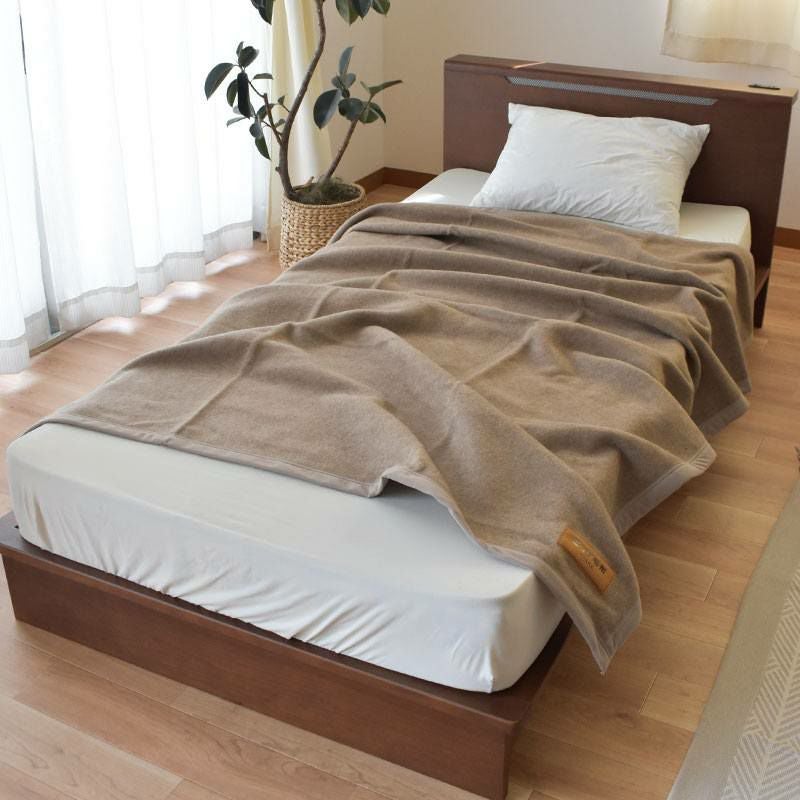 完売】カシミヤ毛布 シングル 140×200cm 軽量 調湿 日本製 ニッケ | ね