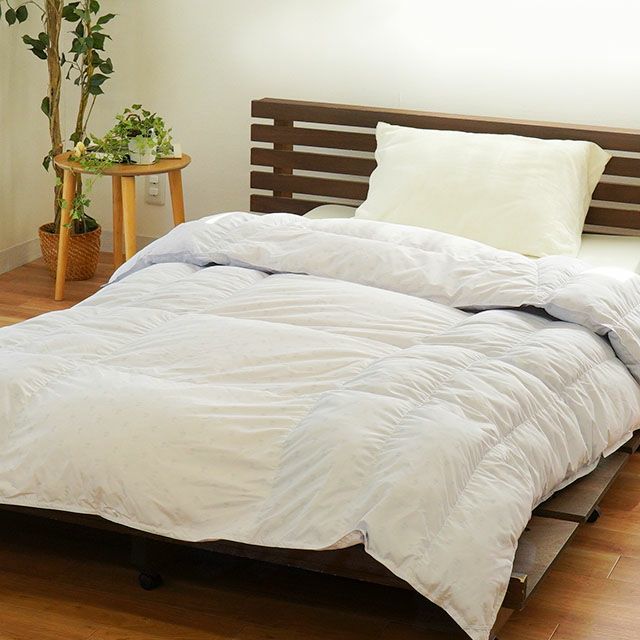 完売】西川 ハイブリッド 掛け布団 シングルロング 150×210cm | ね