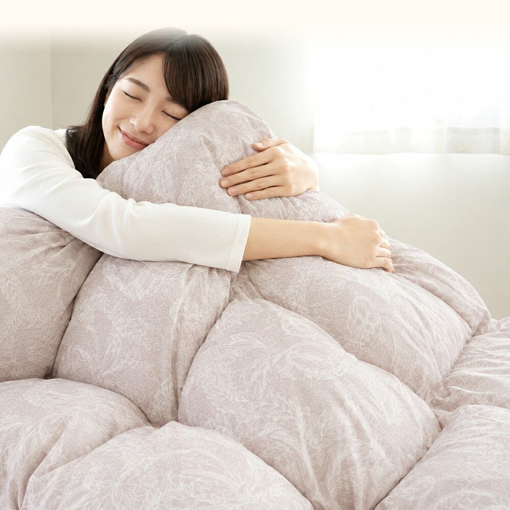 職人の粋を現代に「京のてしごと」。京都羽毛製造の職人による手仕事の紹介